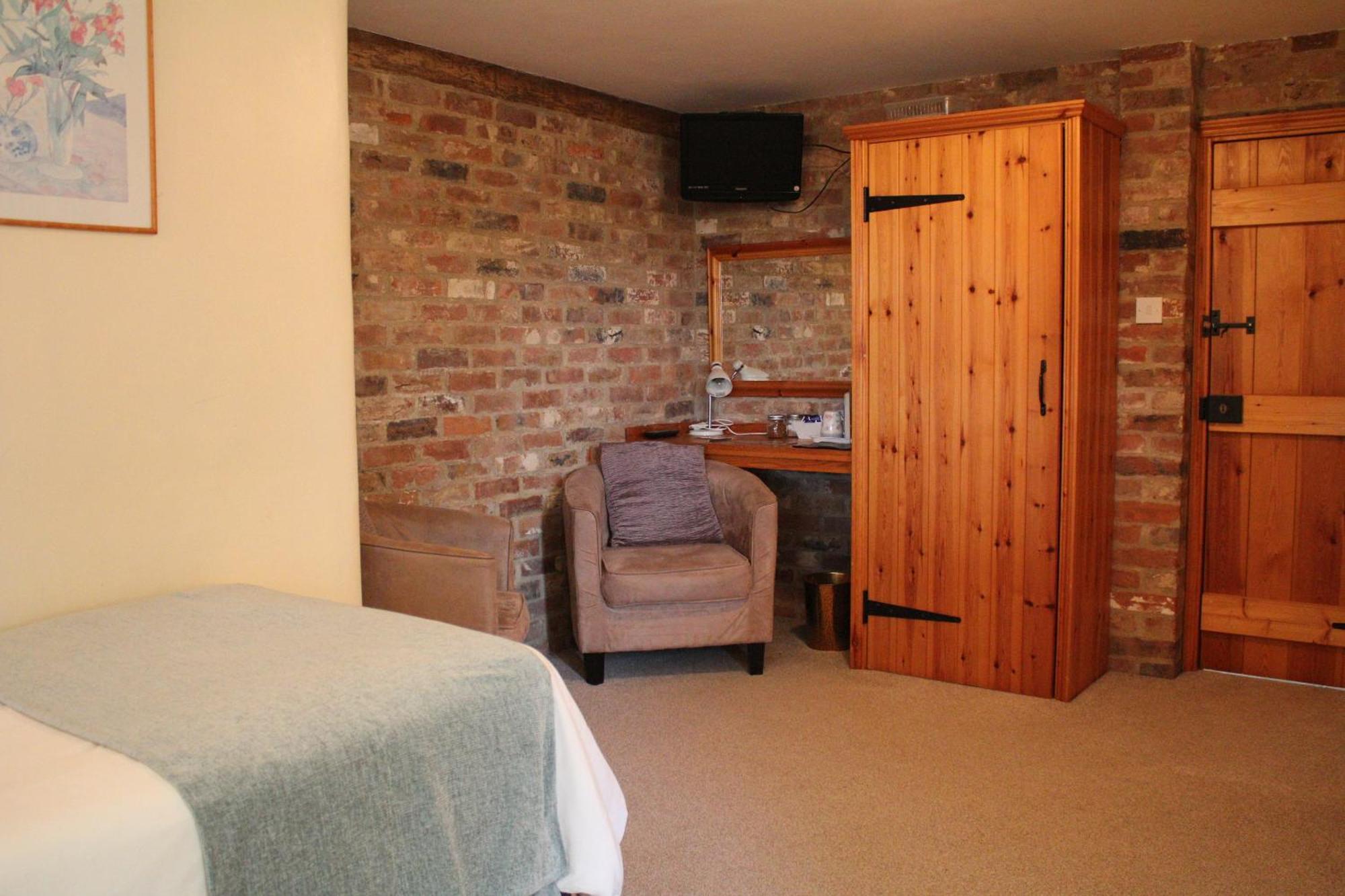 Woodman'S Farm Bed & Breakfast Stratton Strawless ภายนอก รูปภาพ
